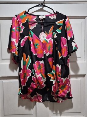Umgee Floral Blouse Black Pink Orange Boho Flowy Top Hi-Low Hem Size Large NWT